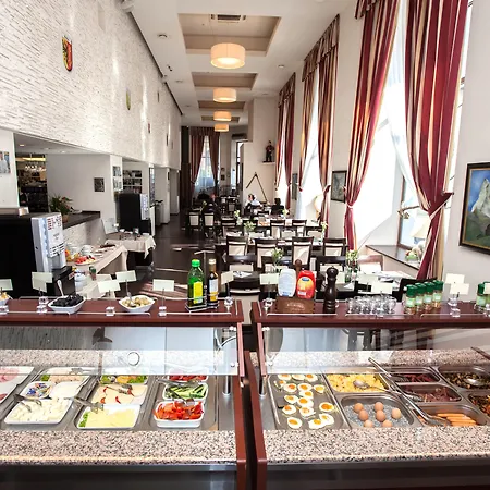 Dor Bucharest, Curio Collection By Hilton-3