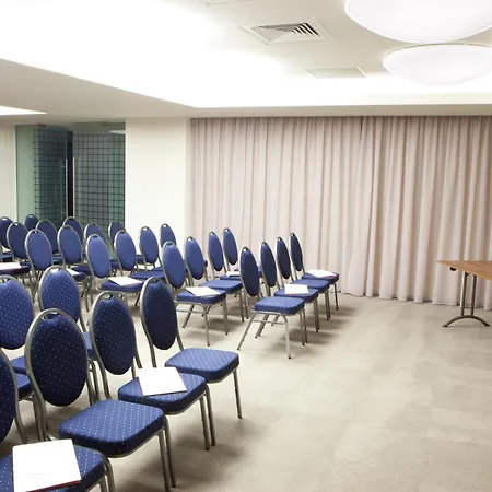 Dor Bucharest, Curio Collection By Hilton-2